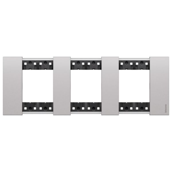 2x3P 71mm Living Now Plate  