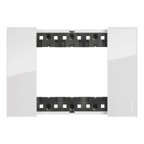 3 modules Living Now plate