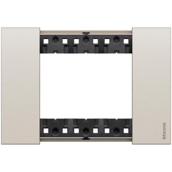 4 modules Living Now Plate 