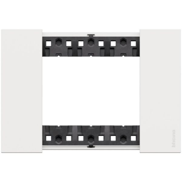 3 modules Living Now plate