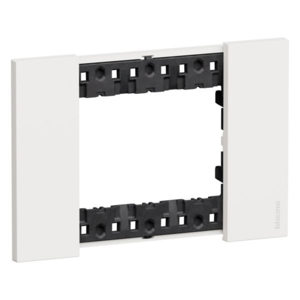 3 modules Living Now plate