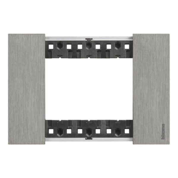 3 modules Living Now plate