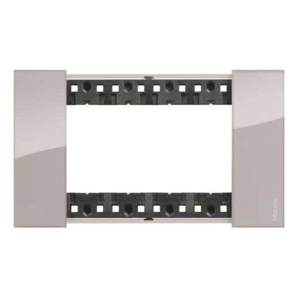 4 modules Living Now plate