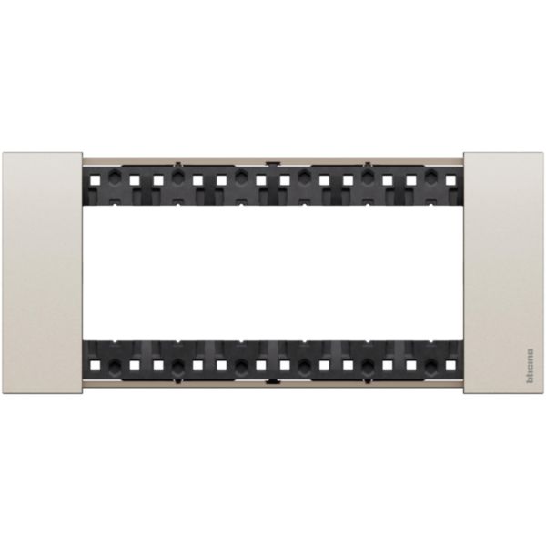 7 modules Living Now Plate
