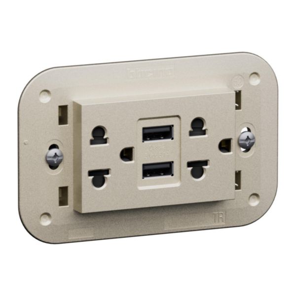 Euro american standard 2 P+E 16 A  - 127/250 Va.c. 