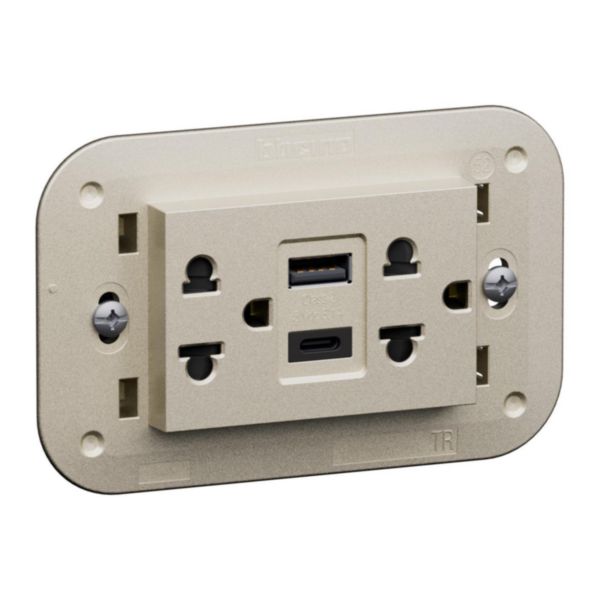 Euro american standard 2 P+E 16 A - 127/250 Va.c. 