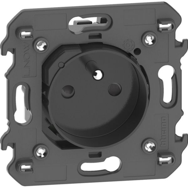2P+E 16 A 250 Vac French/belgian standard connected socket