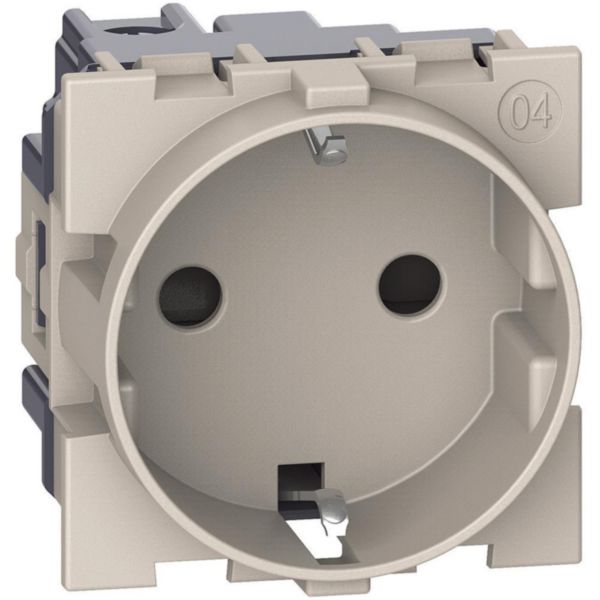 German standard socket 2 P+E 16 A 250 V
