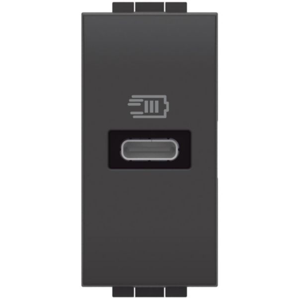 7 Vdc type C USB charger for devices up to 1.5A - 110-230V 50-60 Hz