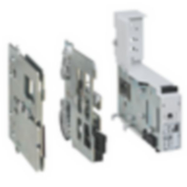Draw-out mechanism for plug-in base for M3 250 Mccb 4P