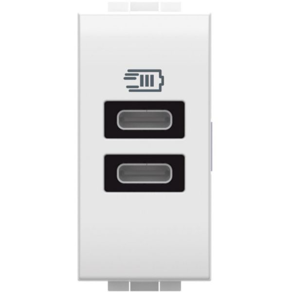 5 Vdc type C USB charger for 1 device up to 3A or 2 devices up to 1.5A