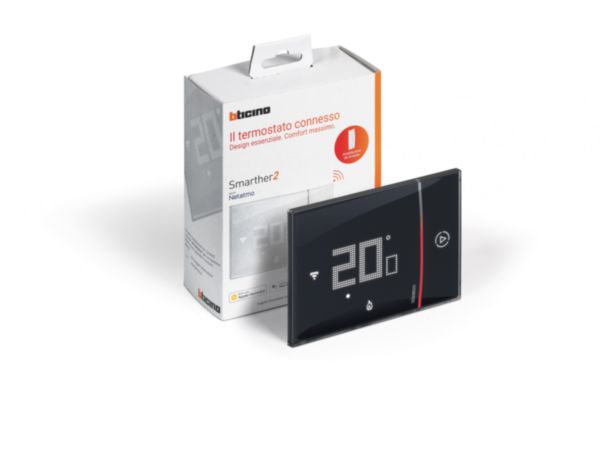 Smarther with Netatmo connected thermostat - Black finish & flush mounting version