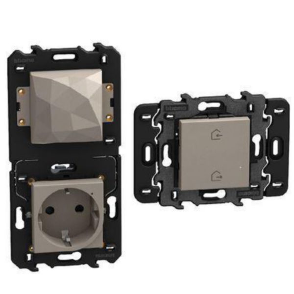 Gateway with 16 A 250 V German standard connected socket - Power supply 110-230 Vac - stone