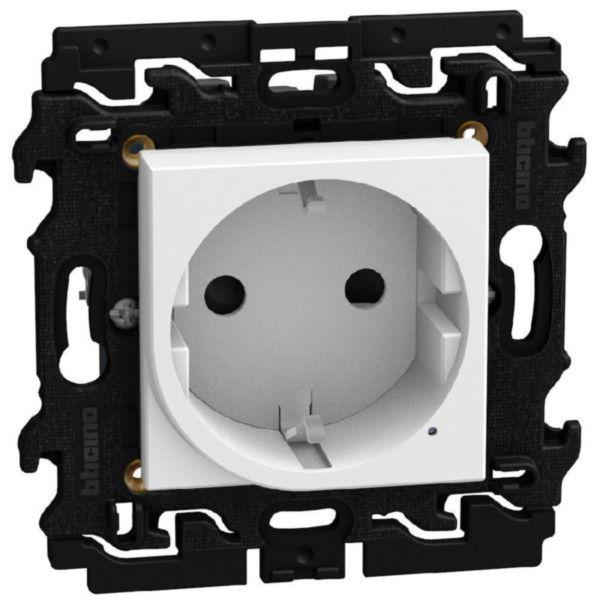 250 Vac 16 A German standard connected socket. Power supply 110-230 Vac - 2 modules - white