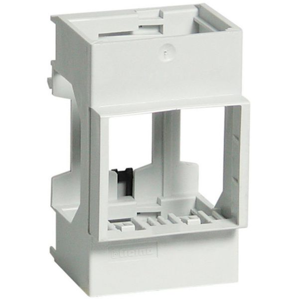 Adapter for 1 module quadro Magic on DIN35 rail