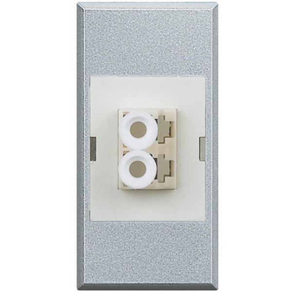 Connector for cable in opical fiber type LC