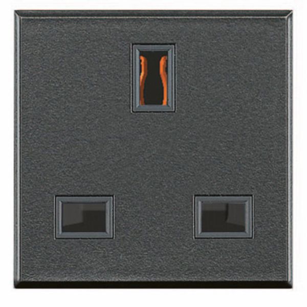 Socket modular 2P+T 13A 250 Vac British standard