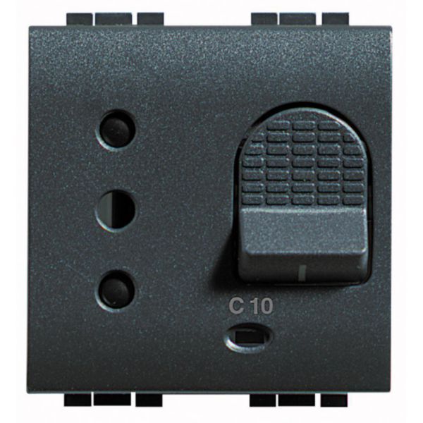 Thermal-magnetic interlocked socket 2P+T 10A