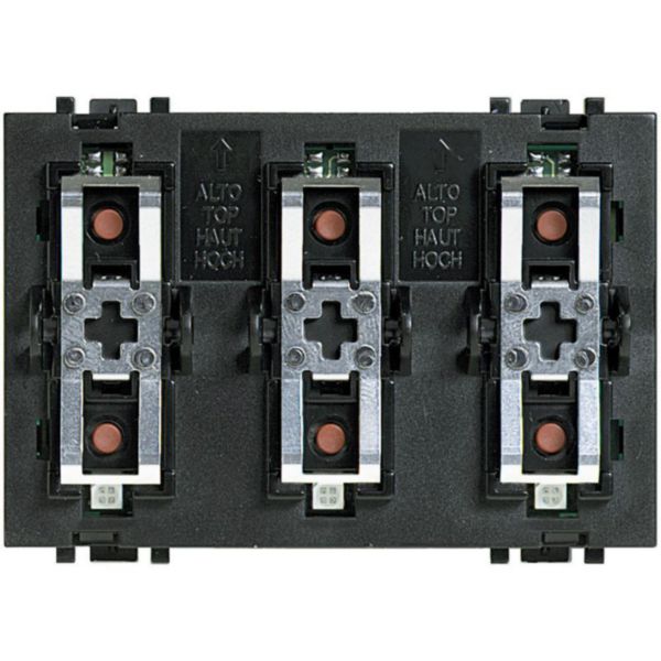 Control for the managing of three actuators.
