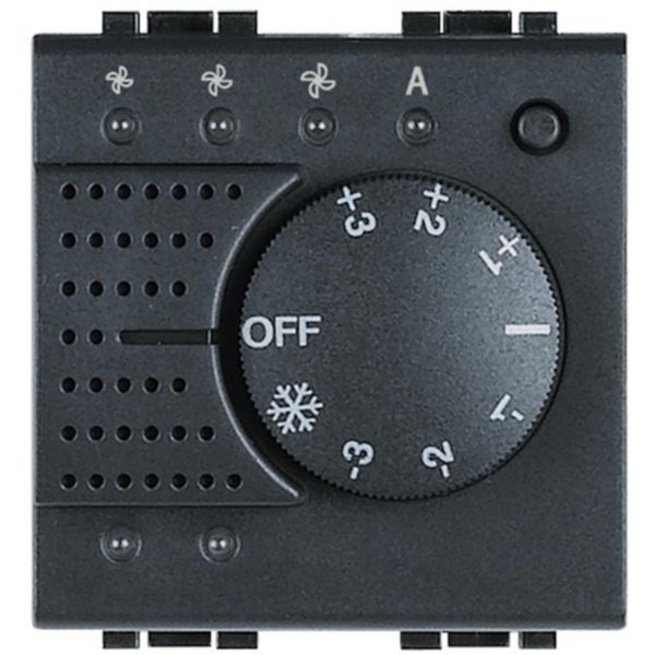 Room temperature control sensor for heating and cooling systems with knob for +/- 3 °C.