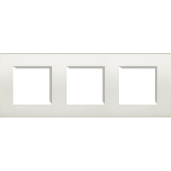 Square cover plate 2x3P 71mm White