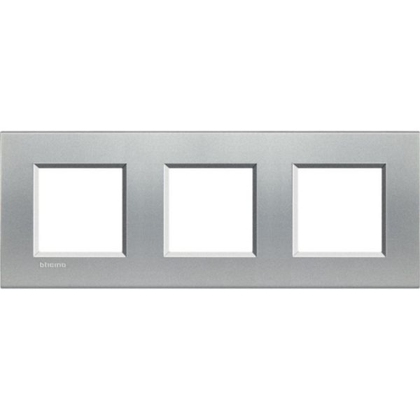 Square cover plate 2x3P 71mm Tech