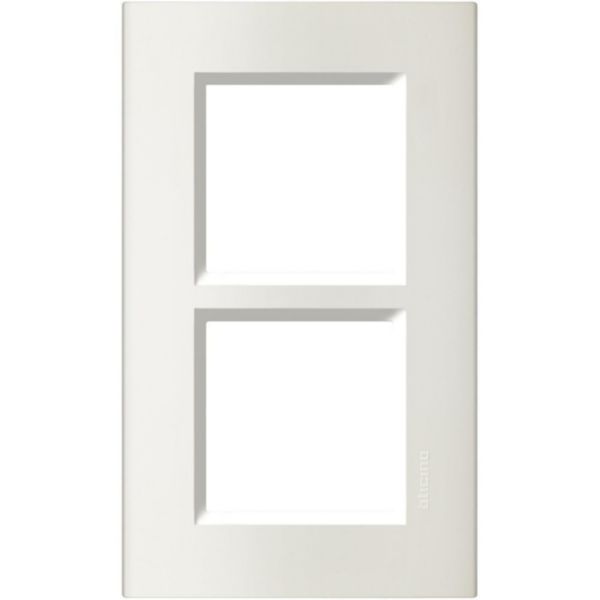 Square cover plate 2x2P 57mm White
