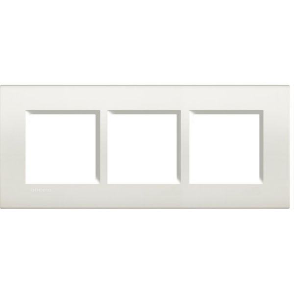 Square cover plate 2x3P 57mm White