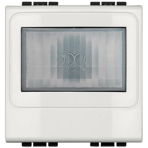 Green Switch: passive infrared motion sensor (PIR).