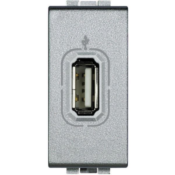 Connector USB (no supplied)