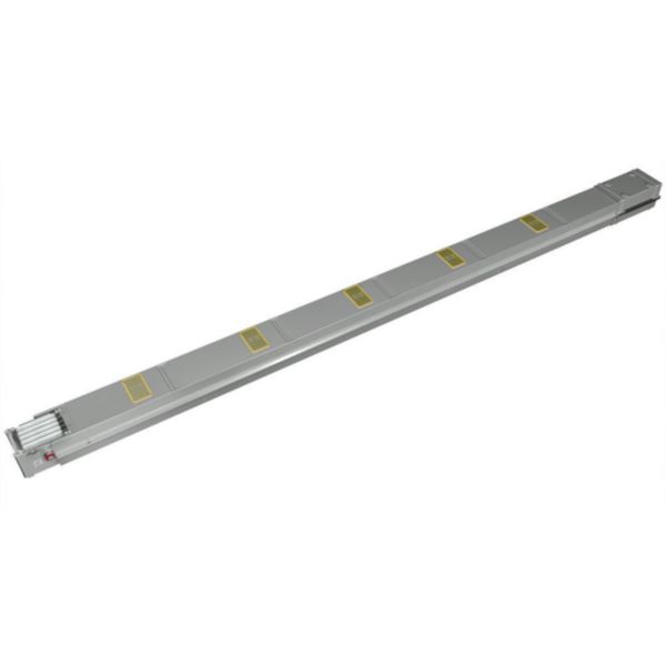 Straight element XCM800 Al with 5 outlets on one side only - In=800A
