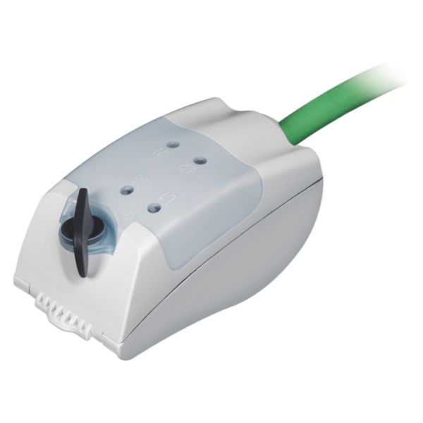 16A phase selection plug with CH8 fuse protection (not included)
